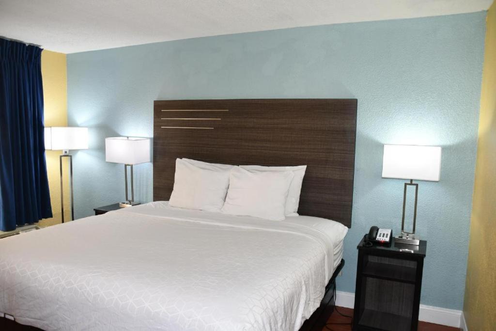 במוטל Baymont By Wyndham Macon I-75 מראה חיצוני תמונה
